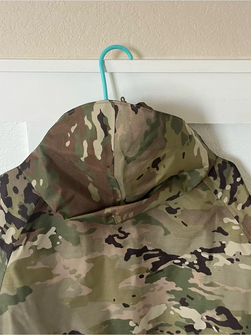 Military Men's Medium Regular APECS OCP Pattern Parka Jacket